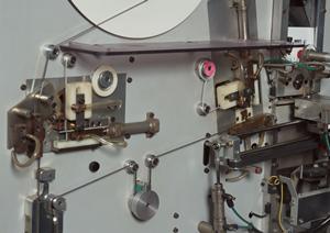 電熱器に使われる石英ヒーターは