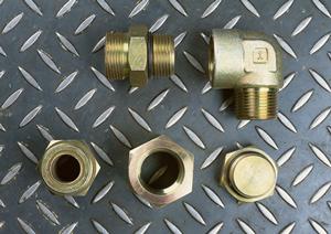 フッ素鋼板のシーリング接着ならNB−Q